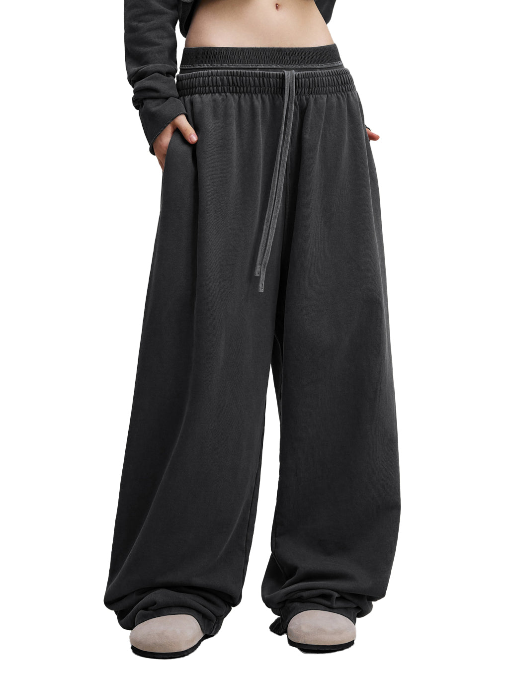 Pleated Sweatpants
